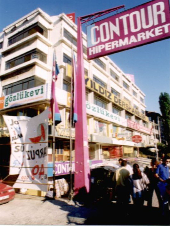 CONTOUR HİPERMARKETLERİ – 4 Hipermarket