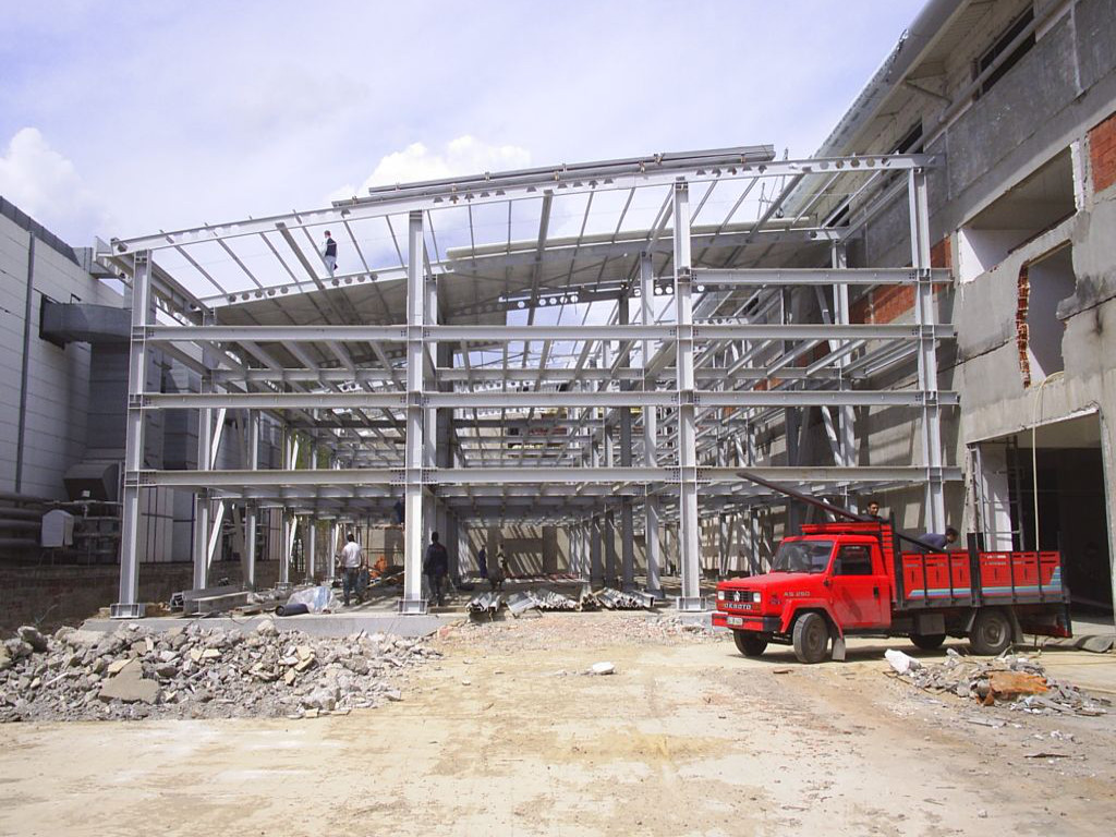 PARK BRAVO C BLOK İNŞAATI ÇELİK KONSTR